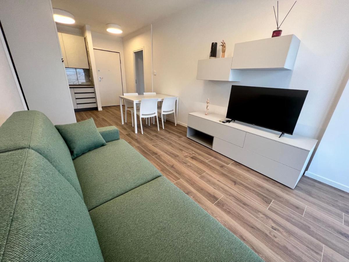 דסנזאנו דל גארדה Kristall Lago Residence מראה חיצוני תמונה